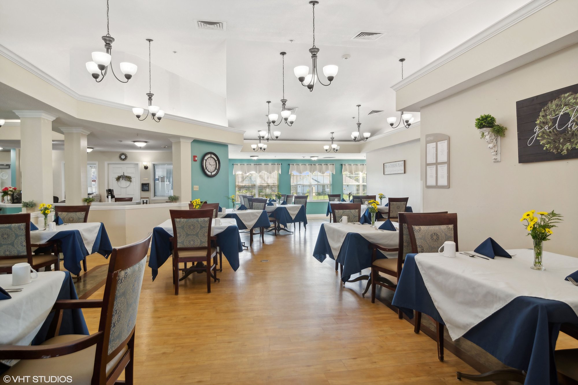 05_1920BreckenridgeRoad_369_DiningArea_HiRes