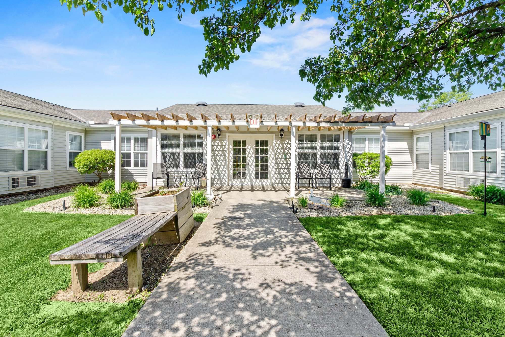 TLPL-AL-courtyard-025